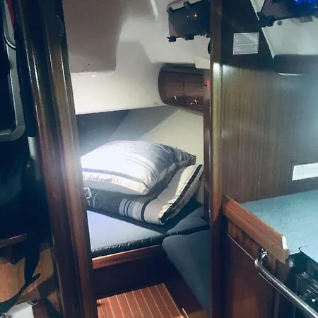 Segelyacht Hotel en barco Brema