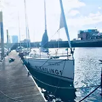 Segelyacht 보트호텔