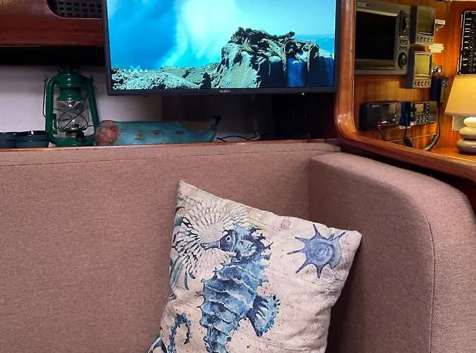 Ботель Segelyacht